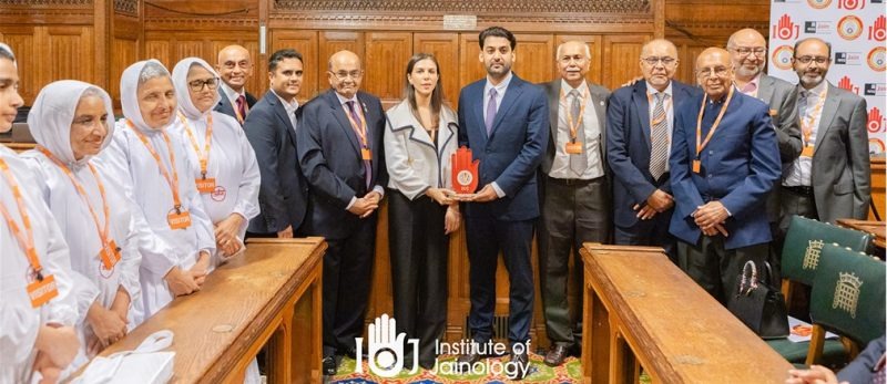 Mr. Surendra Patawari Receives Prestigious Ahimsa Award at British Parliament